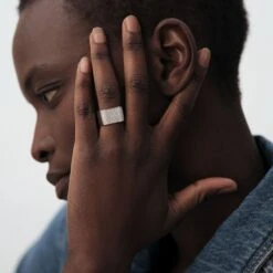 Bague Large SISSI 6 Bague Large SISSI -Agatha Soldes Boutique 02220506 136 52 M1