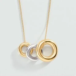 Agatha Soldes Boutique 18 Agatha Soldes Boutique -Agatha Soldes Boutique 02690217 113 TU 02