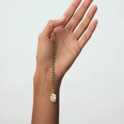 Pendentif MEDAILLON TRÈFLE -Agatha Soldes Boutique 02880066 157 TU M1