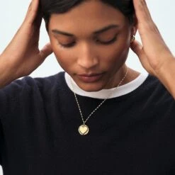 Pendentif MÉDAILLE CŒUR 14 Pendentif MÉDAILLE CŒUR -Agatha Soldes Boutique 02880068 157 TU M2